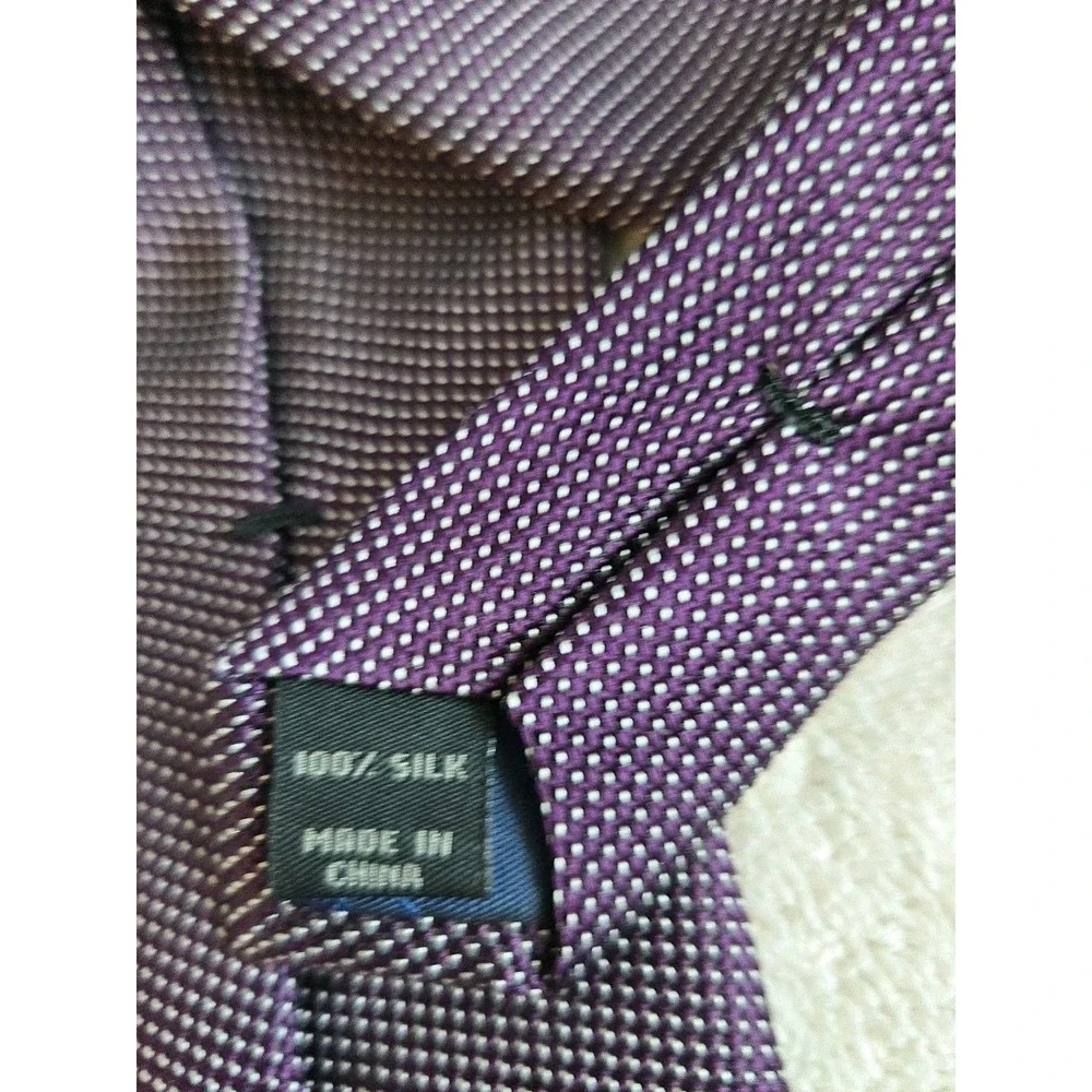 Jos‎ A Banks Mens 100% Silk Tie Plum, Beige Heritage Collection.